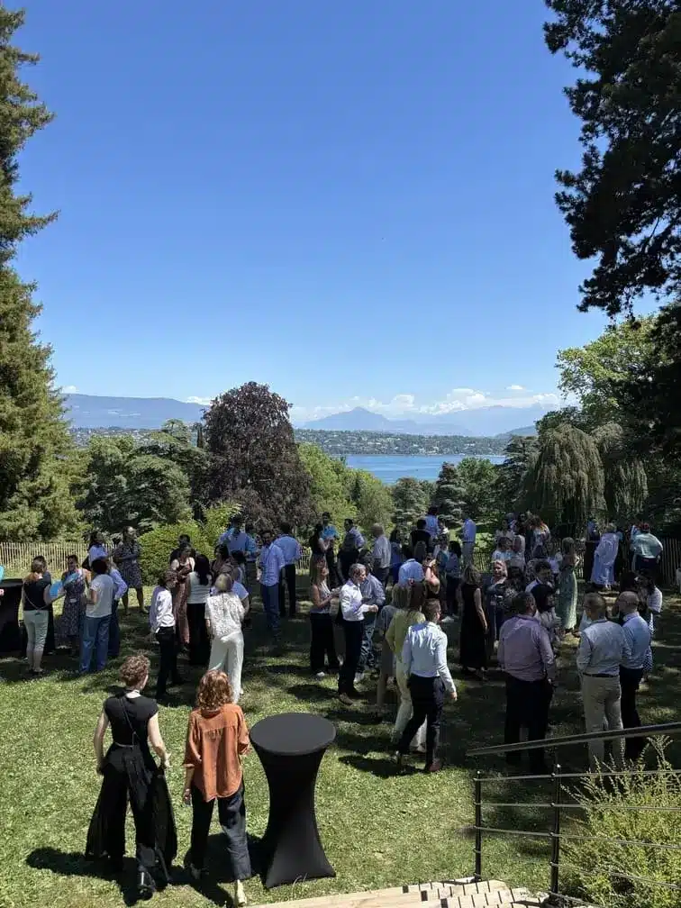 Collaborateurs IPSOS participant à un anniversaire d'entreprise à Genève