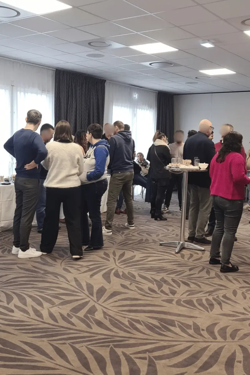 collaborateurs lors de la soirée organisée à l'occasion d'un séminaire à Tours