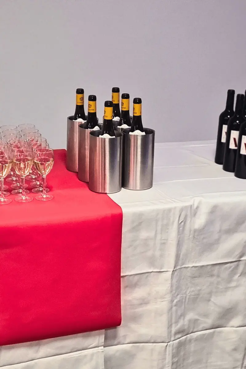 buffet dressé pour un séminaire d'entreprise organisé à Tours